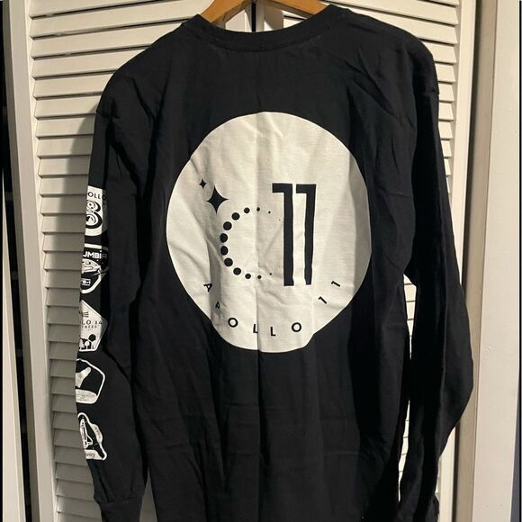 Apollo 11 inspired T-shirt large - Picture 2 of 3
